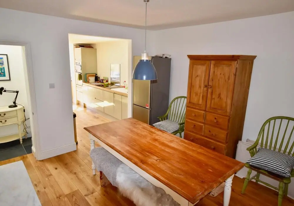 Blackberry 4 Bed Bembridge Holiday Home (Sleeps 6 Adults and 2 Children)