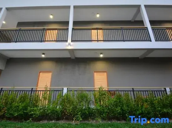 The Grey House Palai Phuket