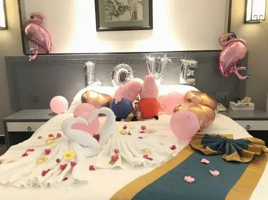 Beihai Bainian Hotel (Beihai Old Street)