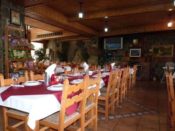 Mountain Rose Hotel & Restaurant