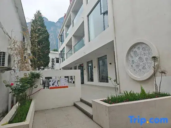 Jiujue Homestay