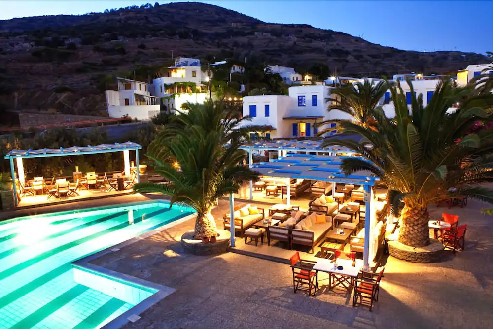 Alexandros Hotel