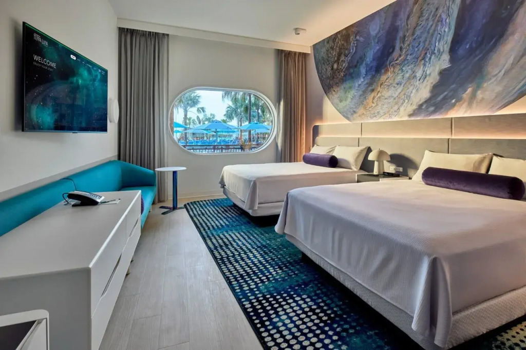 Universals Terra Luna Resort