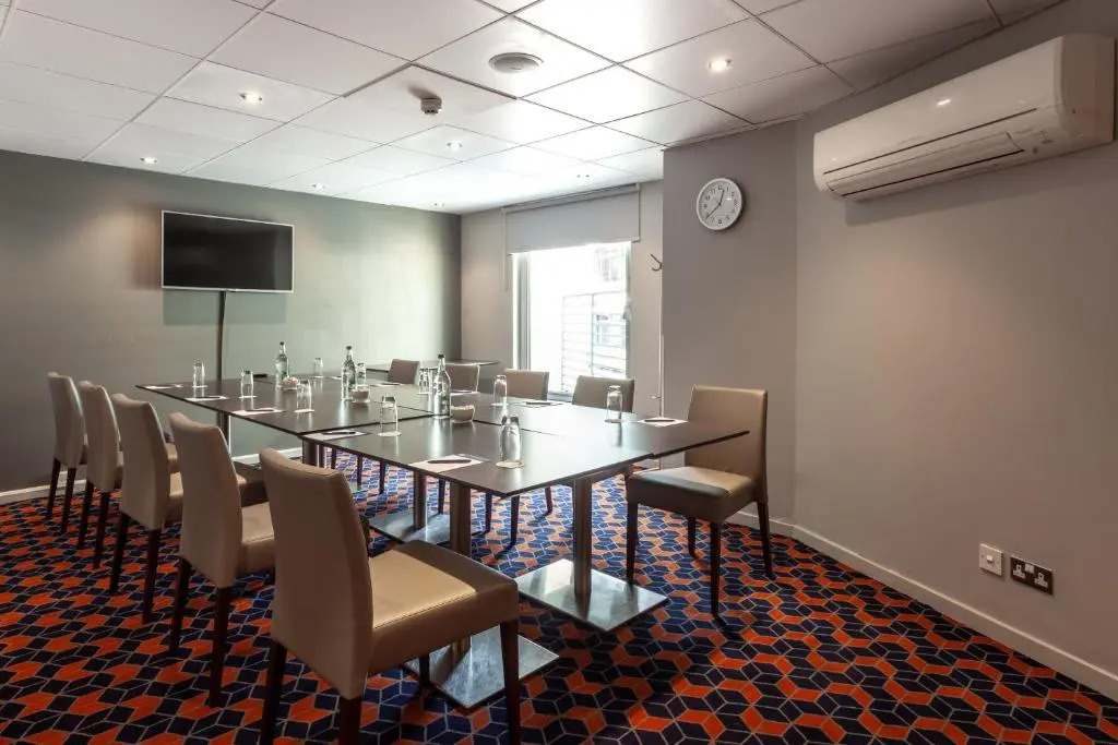 Holiday Inn Express Glasgow City Theatreland by IHG