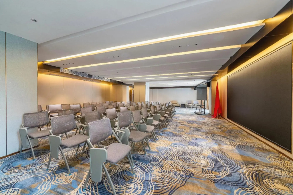 Rich Center Hotel (Foshan Jiujiang Xinji Plaza)