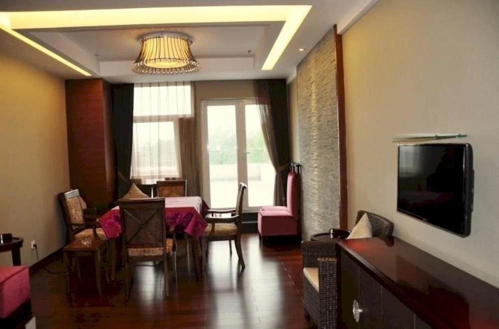 Xinrui Hotel