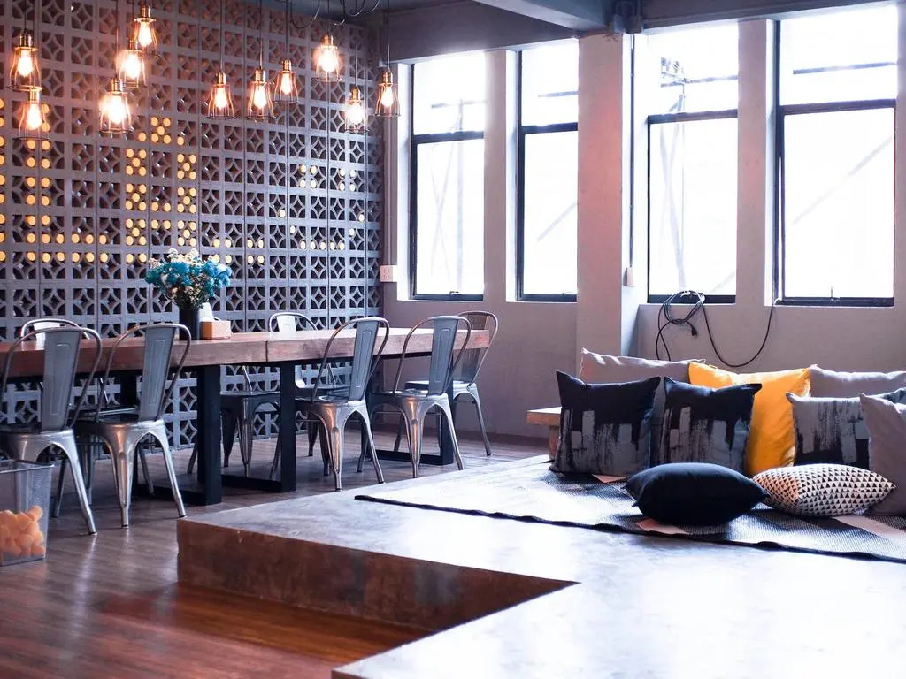 Silom Space Hostel