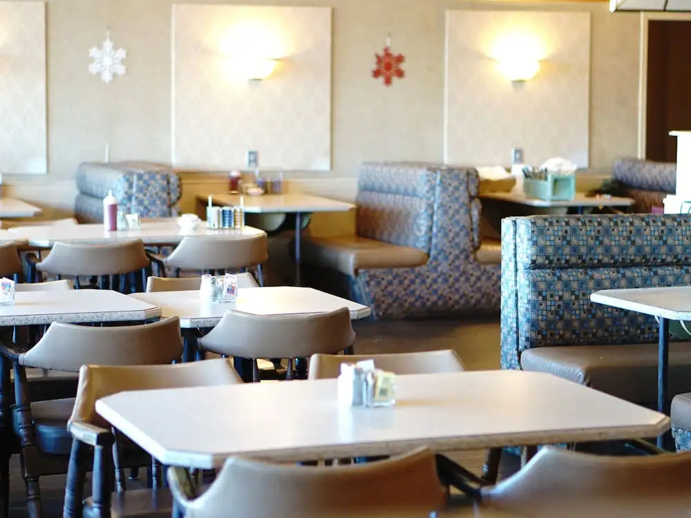 The Ritz Cafe and Motor Inn