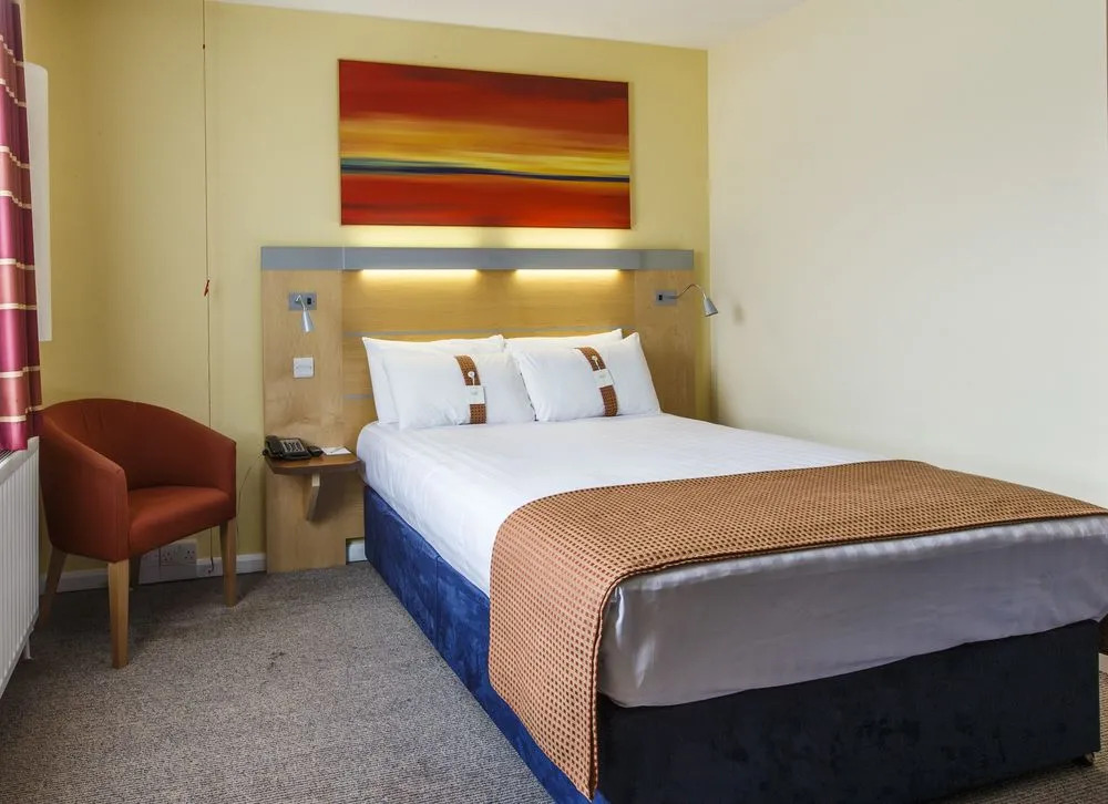 Holiday Inn Express Antrim - M2 Jct1