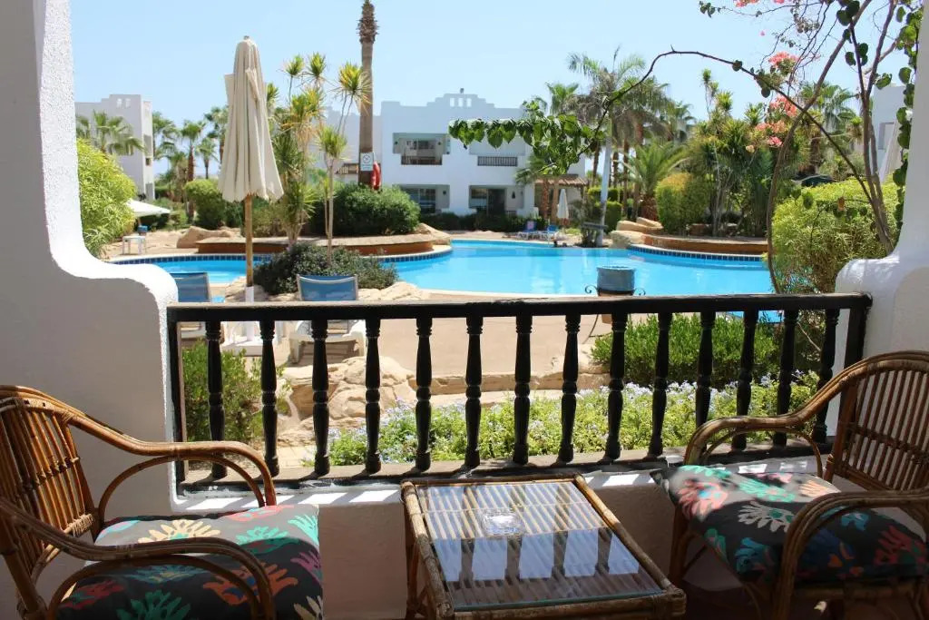 Herrmes Hostel اجانب فقط