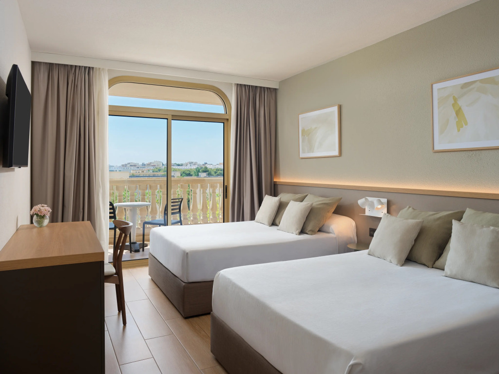 Ponient Dorada Palace by PortAventura World - Available rates with tickets to PortAventura Park & Ferrari Land
