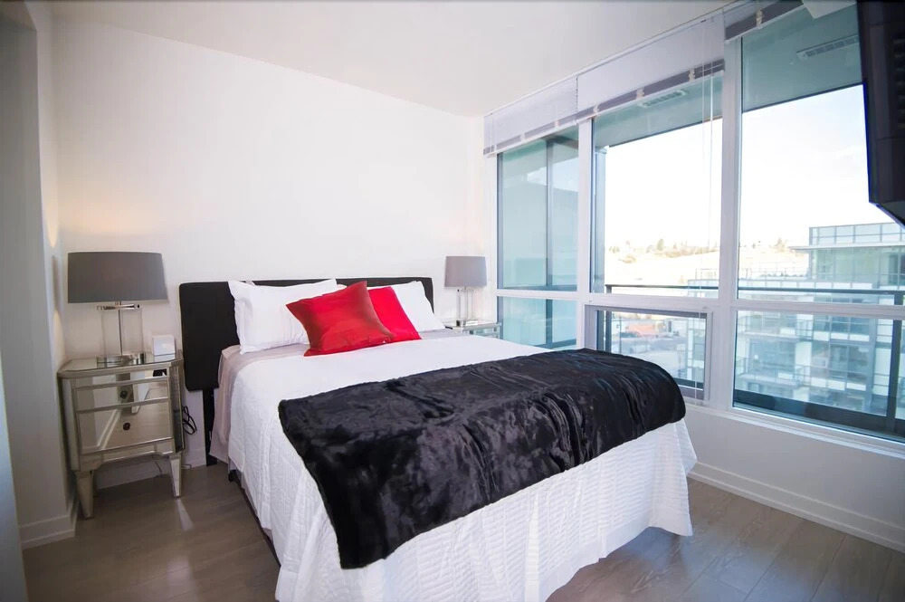 Executive Suites by Roseman - Riverfront