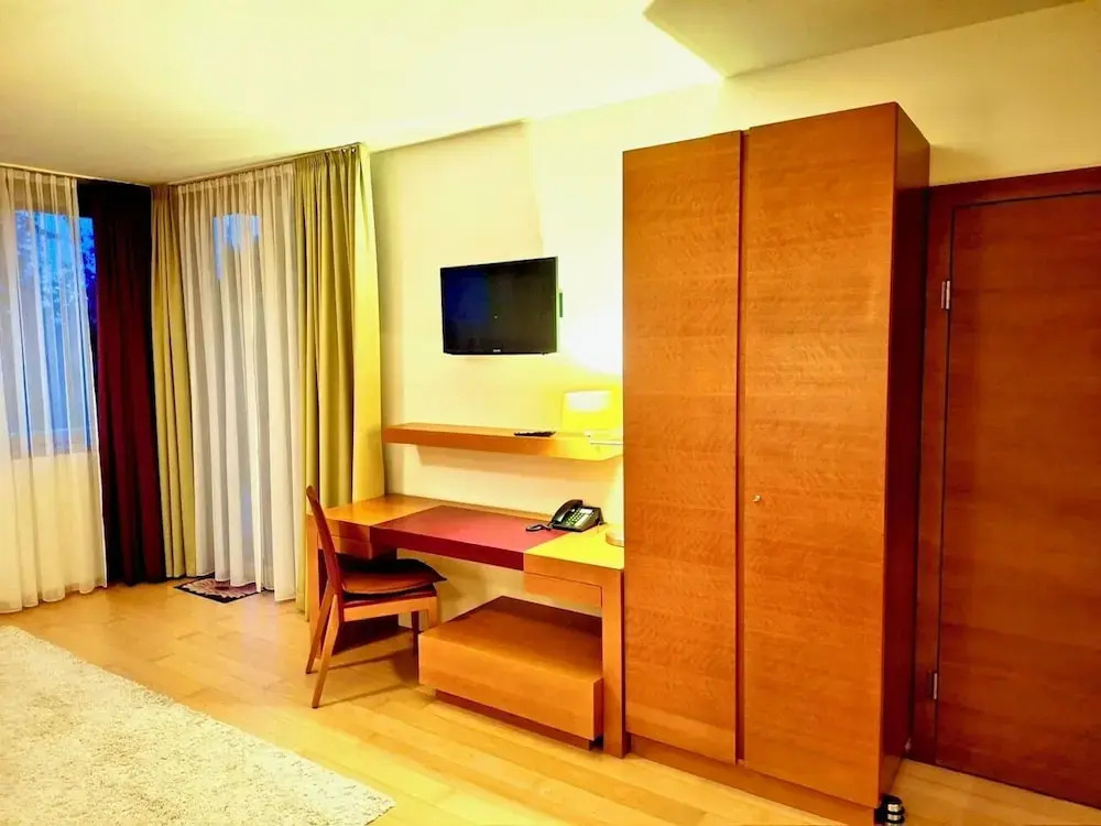 Whirlpool Suite Amadeus for an Unforgettable Holiday