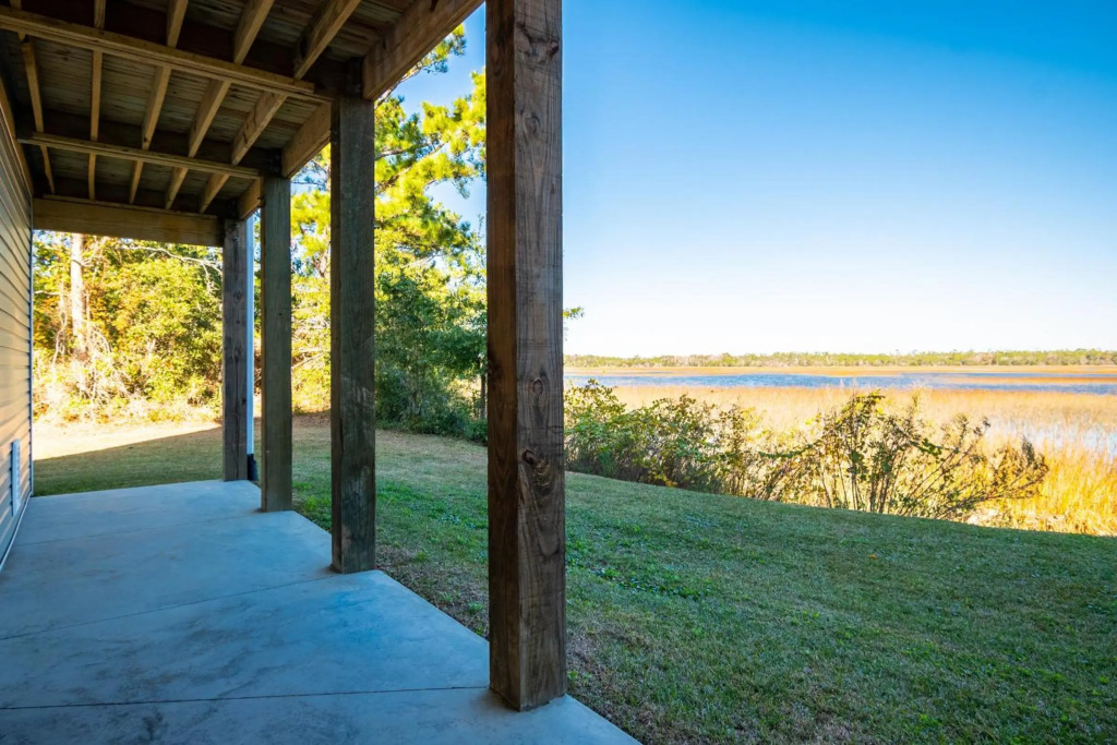 Intracoastal Views by Oak Island Accommodations