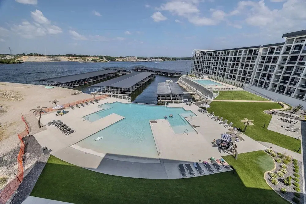 Family Tides Condo for 8