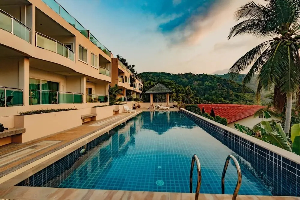 Ktv- Sea View Pool Villa in Kata for 10 People Big Buddha Views