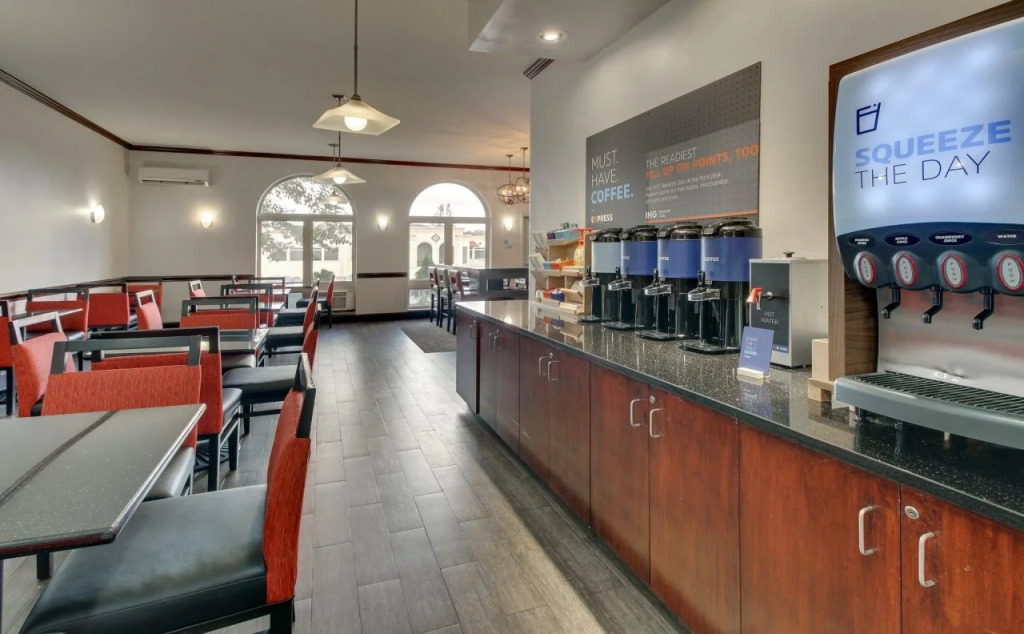 Holiday Inn Express and Suites Allentown West by IHG