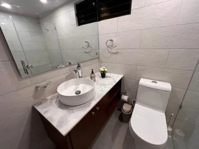 madrigal 1-3br with parking