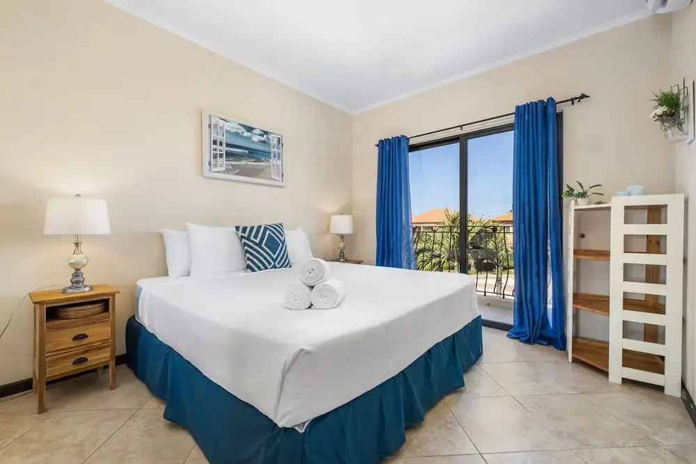 Townhome Goldcoast GYM Pools 24 7 Security