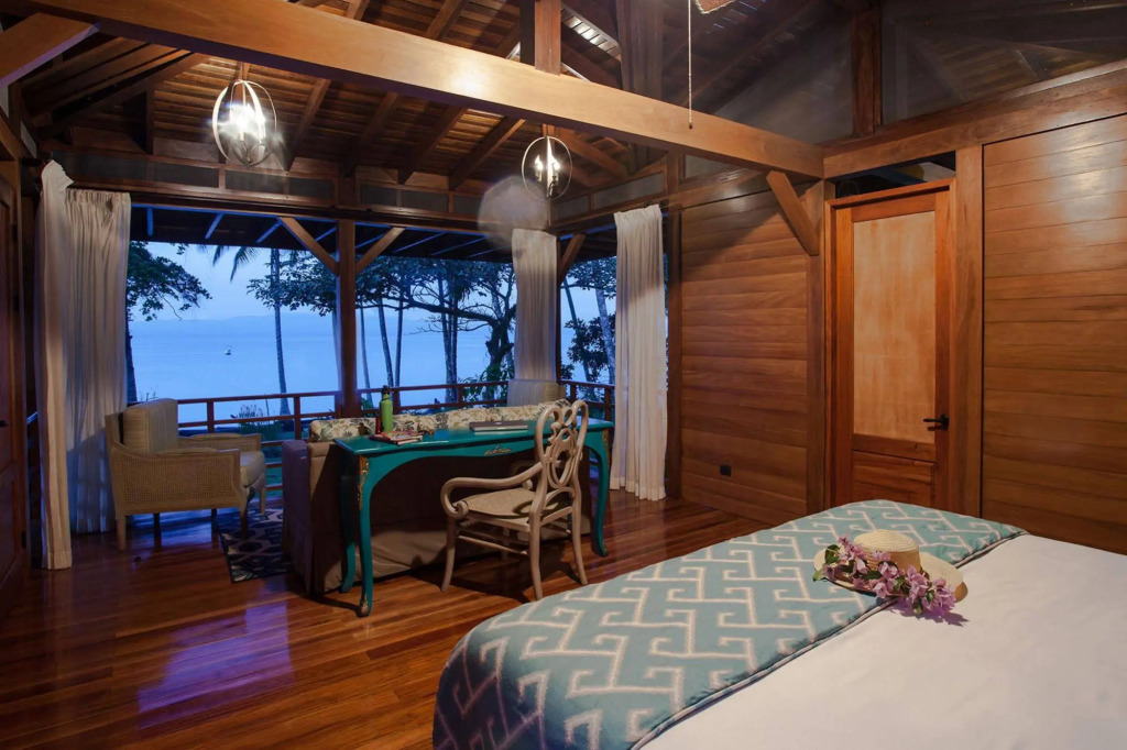 Playa Cativo Lodge