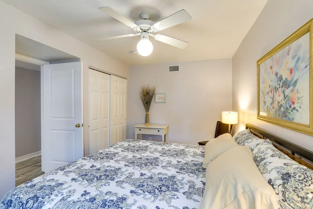 Florida Vacation Rental w/ Patio & Outdoor Kitchen