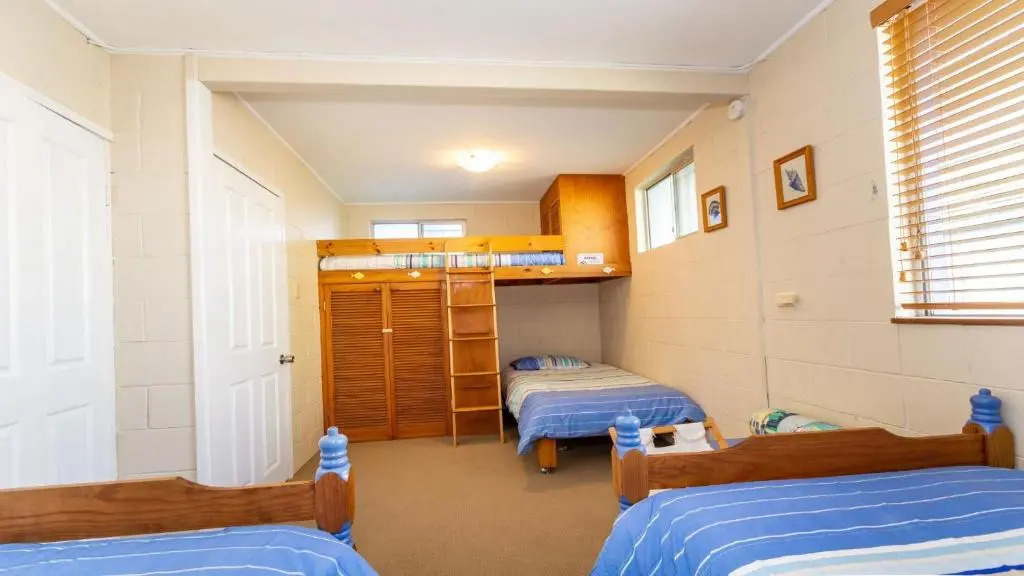 Bribie Beach House On Solander