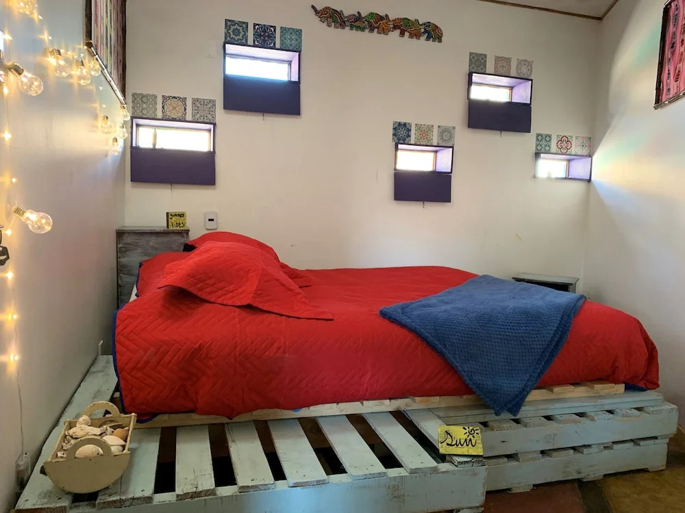 New Wave Hostal