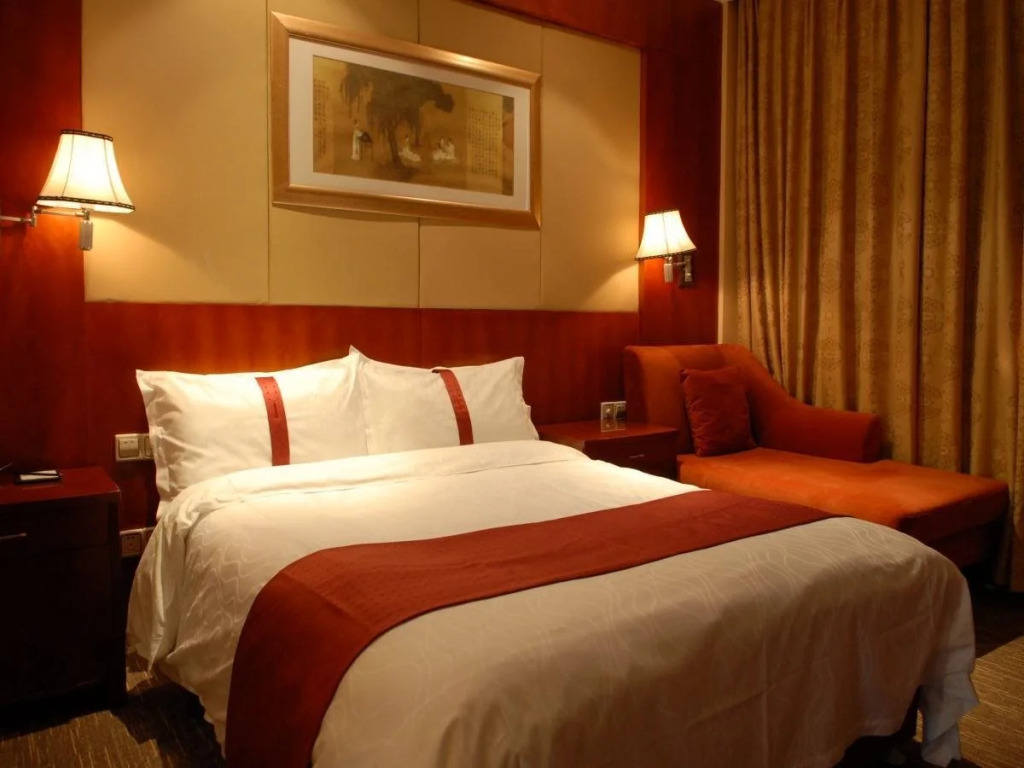 Days Inn Frontier Qingdao Airport