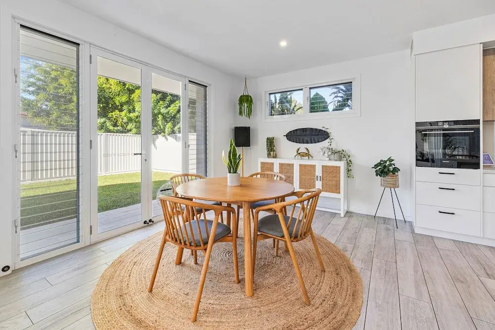 Beach Home in Burleigh Waters