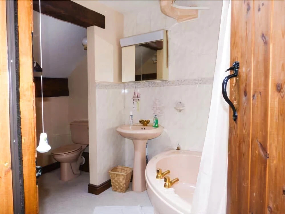 Finest Retreats - The Shires at Alstonefield