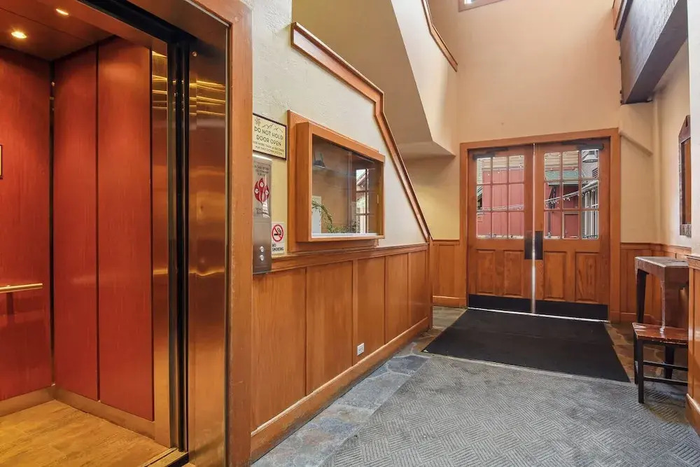 Northstar Beauty Studio Condo in Heart of Resort