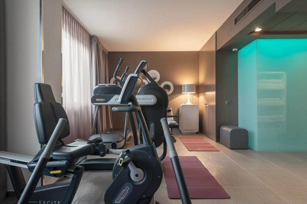 8Piuhotel