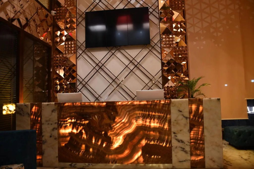 Pristine Hotel