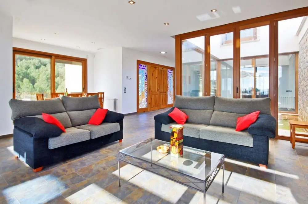 Villa - 4 Bedrooms with Pool, WiFi and Sea views - 104976