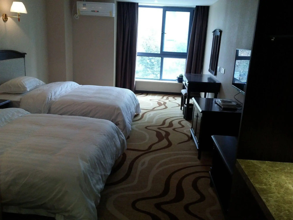 Ruijia Hotel Chengdu Airport