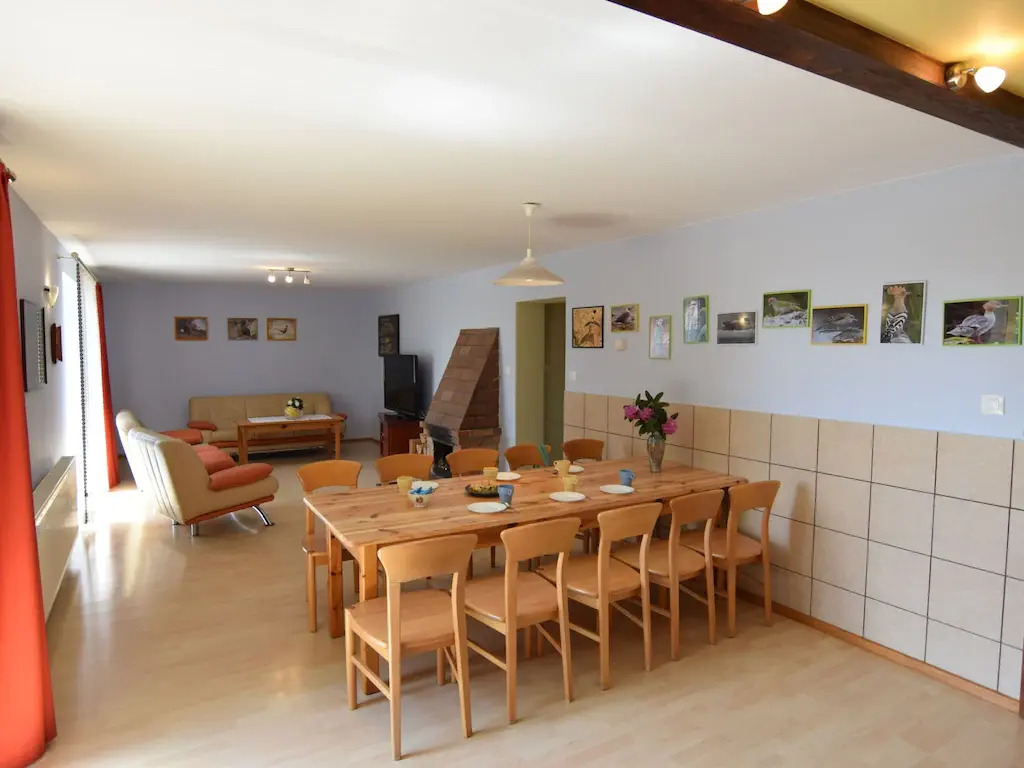 Cottage in a quiet location by the lake Mausz, Parchowo in Kashubia
