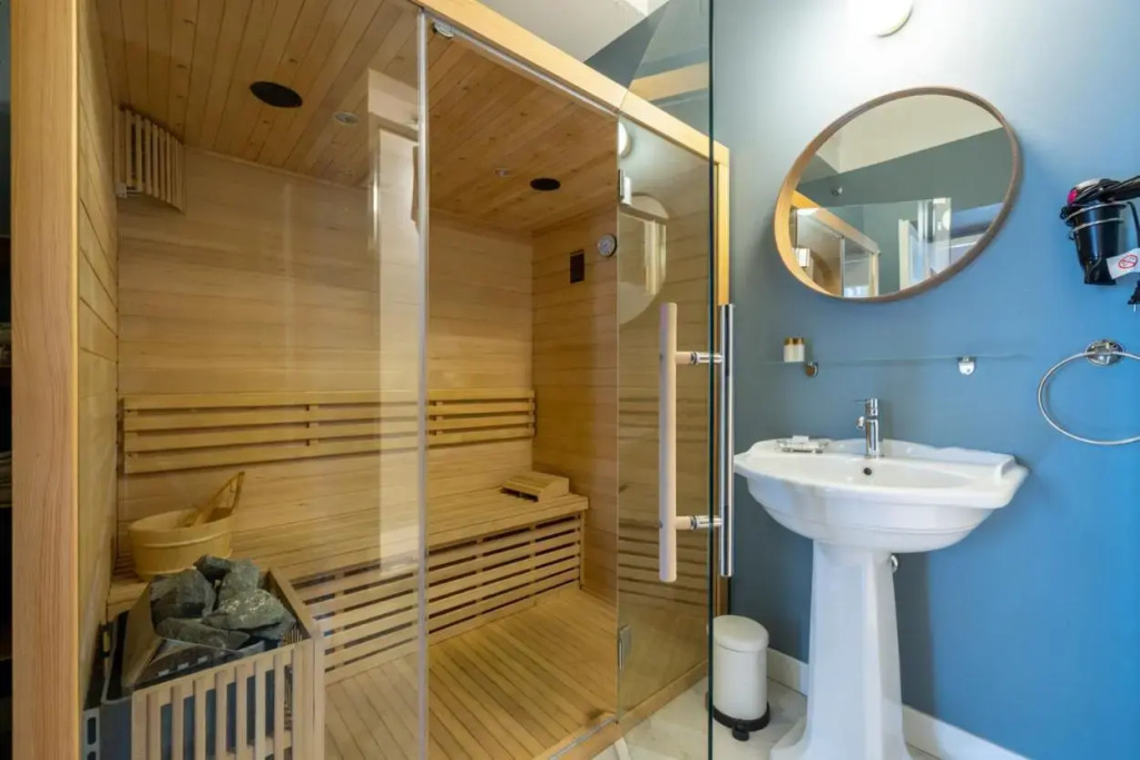 BNB24 - 4 Fontane Private Suites