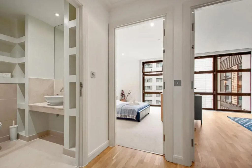 South Quay Serviced Apartments By Mysquare