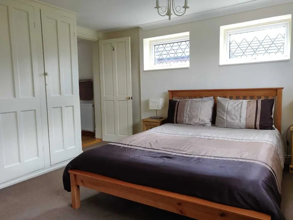 Whitehouse Guest House