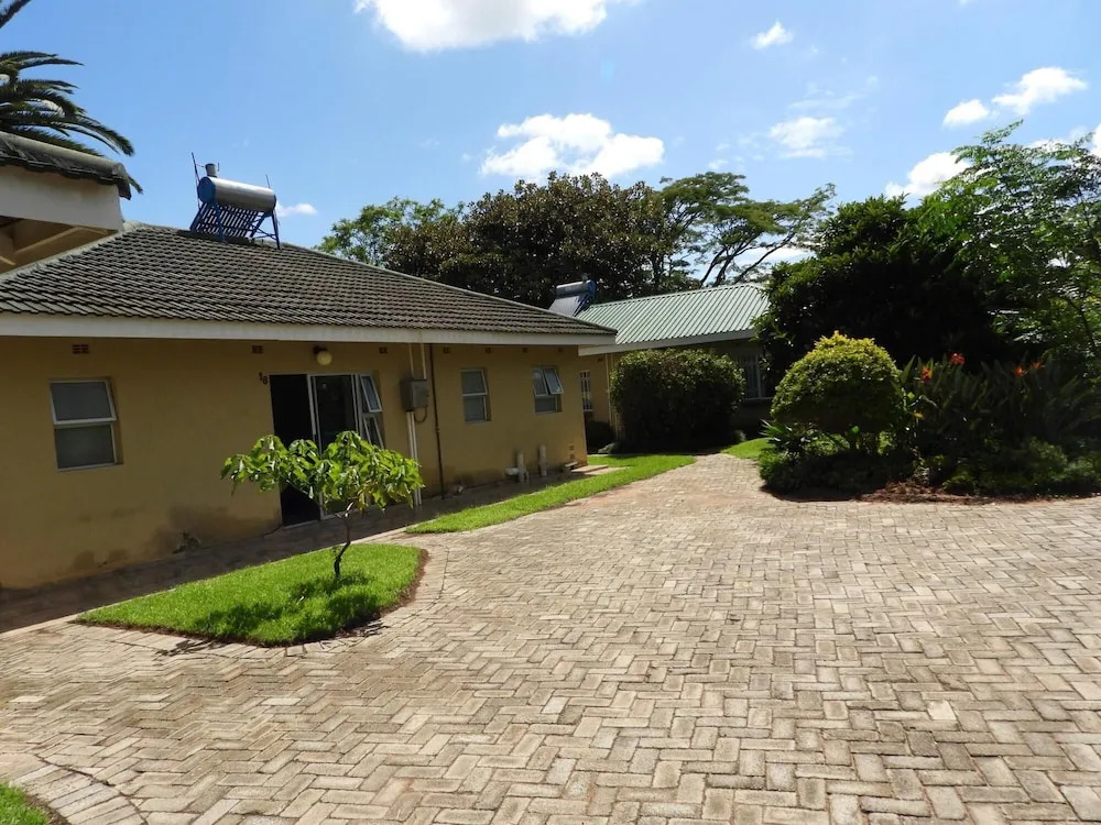 2 Bed Apartment With En-suite Kitchenette - 2064