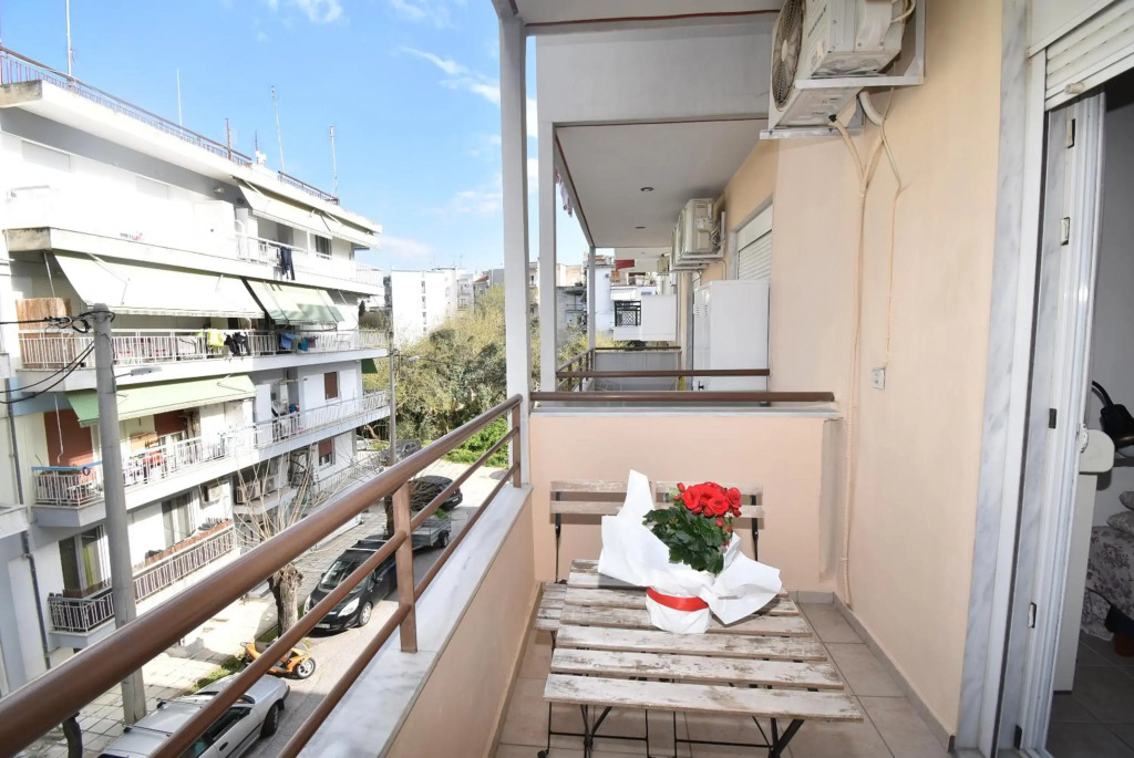 Central And Comfortable Apartment Thessaloniki