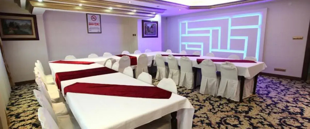 Akm Otel