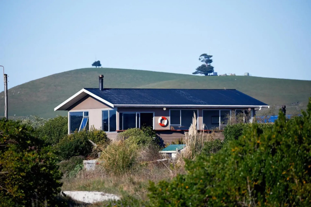 Ocean & Mountain Views - Relax & Enjoy