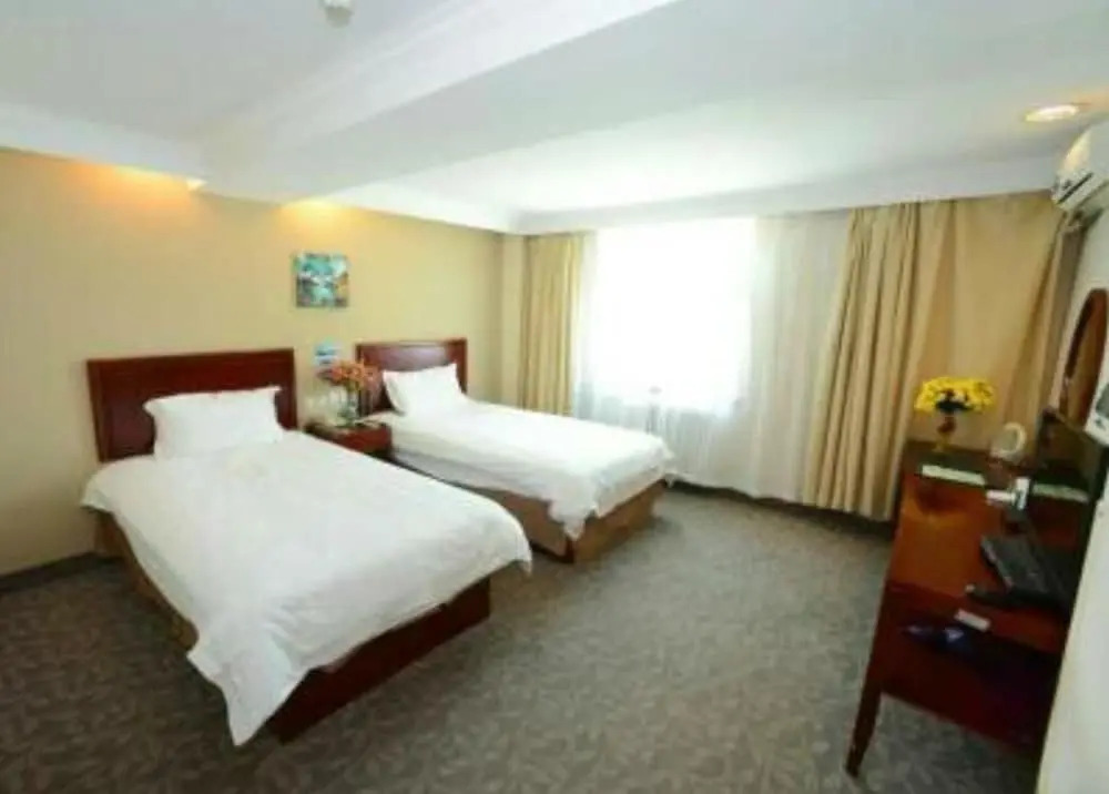 GreenTreeInn BeiJingYiZhuang WanYuanRd MetroStation Hotel