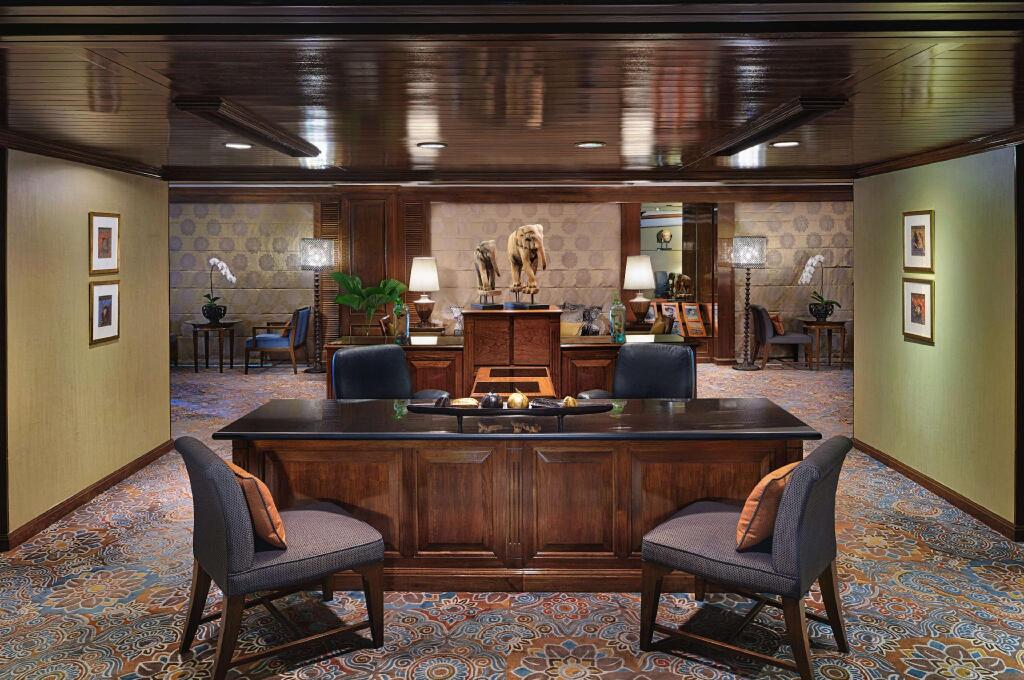Anantara Siam Bangkok Hotel