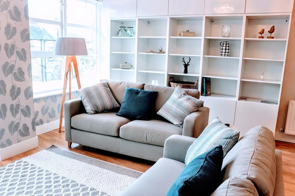 2 Bedroom Apartment In The Heart Of The City