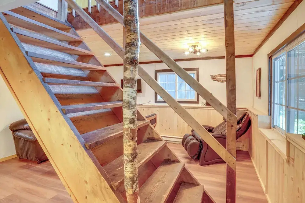 Treehouse Chalet Near Mt. Snow w/ On-site Trails!