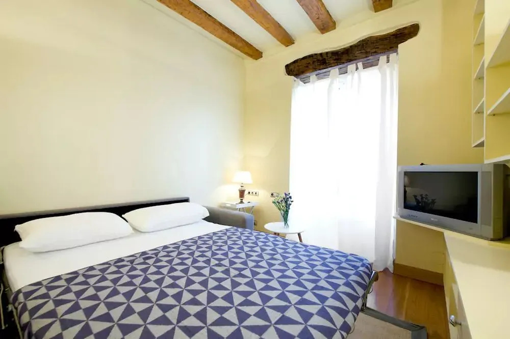 Fantastic Old Town apartment