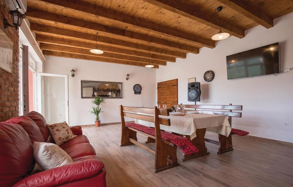 Beautiful Home In Bacina