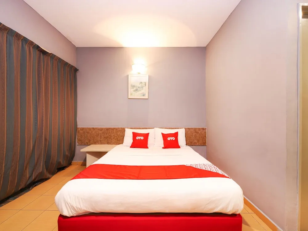 OYO 89676 Hotel 22
